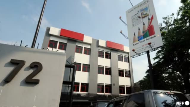 数次批评政府政策 印尼周刊收猪头和无头鼠