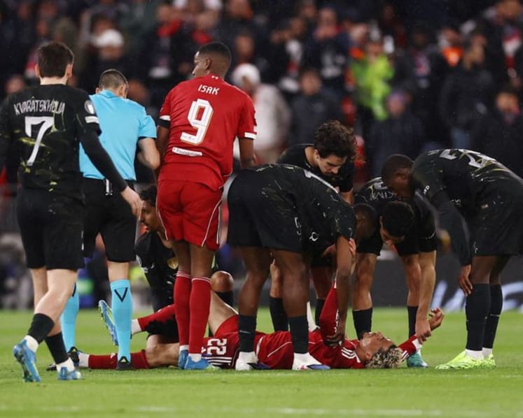 Liverpool confirm forward Ekitike ruptured Achilles tendon against PSG