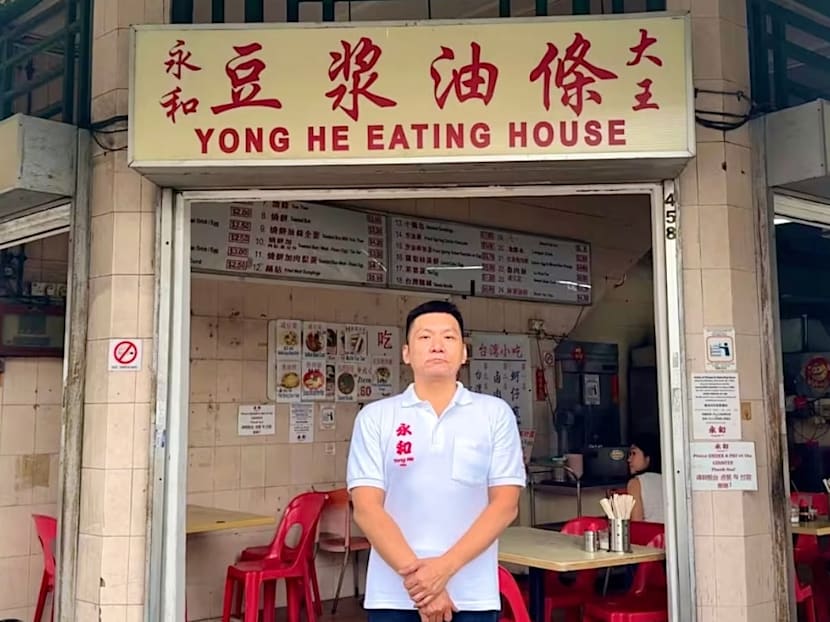 Yong He Eating House's owner seeks S$300,000 as Geylang icon faces closure