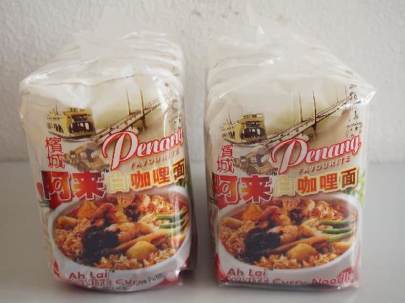 A photo showing the packaging of the Ah Lai White Curry Noodles.