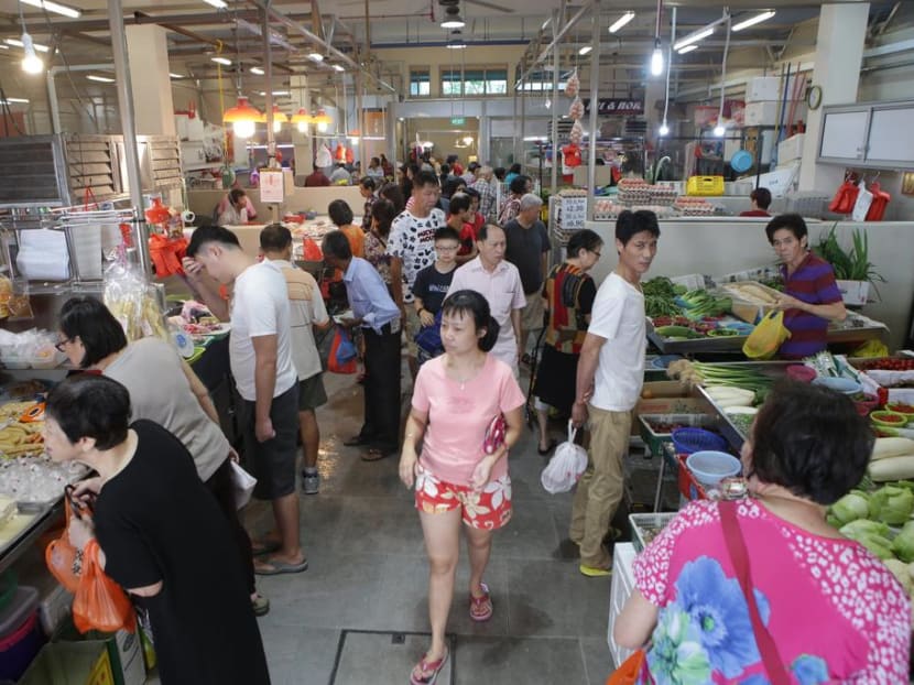 Wet markets can roll out a bring-your-own-container policy to reduce the amount of packaging for their goods, the writer says.