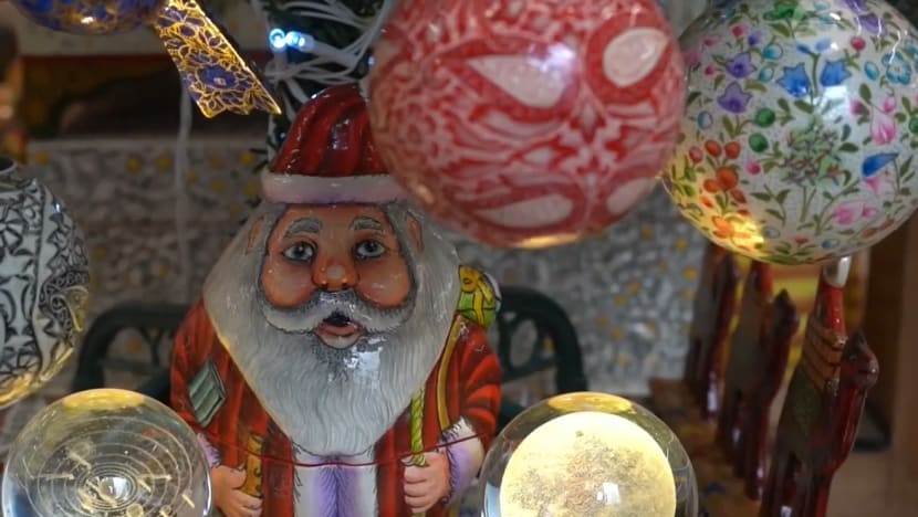 Global conflicts lead to drop in demand for handmade festive items from Kashmir Global conflicts lead to drop in demand for handmade festive items from Kashmir