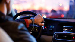 Related article image