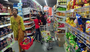 இந்தியாவில் பொருள் சேவை வரியில் ஏன் அவ்வளவு பெரிய மாற்றம்?