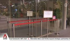 Haze in Singapore: Malls block sliding doors; close outdoor spaces, windows 