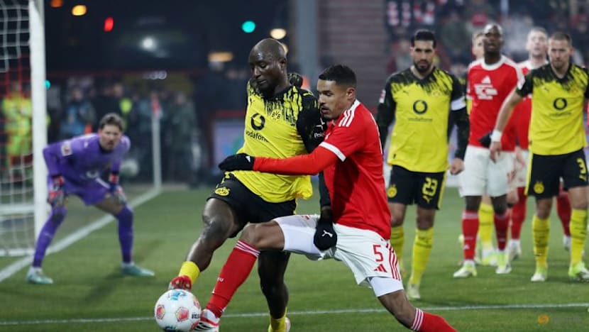 Serene Dortmund Power Past Hosts Union 3-0 To Cut Gap To Leaders Bayern View Nature