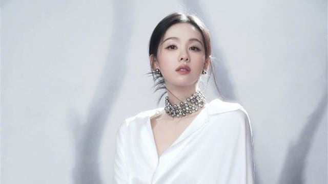 宣传片变恐怖片？网惊爆陈都灵“牙齿消失”画面