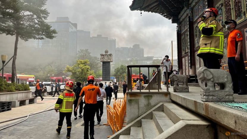 Fire near South Korea's Jogye temple contained, treasures spared Fire near South Korea's Jogye temple contained, treasures spared