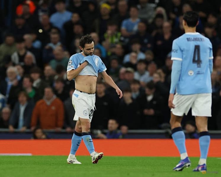 Vinicius Jr nets double as Real Madrid dispatch Man City in Champions League last 16