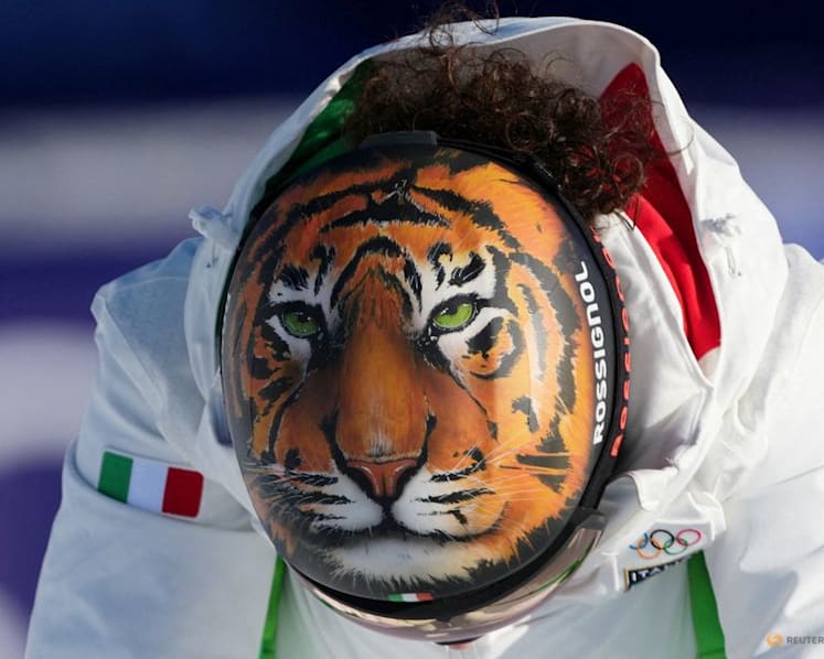 Speed skating-Brignone's heroics fuel Lollobrigida's 5,000m triumph