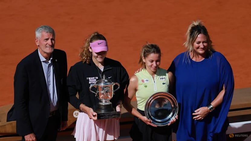Andreeva comes of age with Roland Garros triumph over surprise package Chwalinska