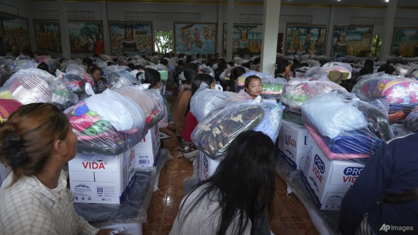 Thai and Cambodian evacuees hail truce news with mixed emotions Thai and Cambodian evacuees hail truce news with mixed emotions