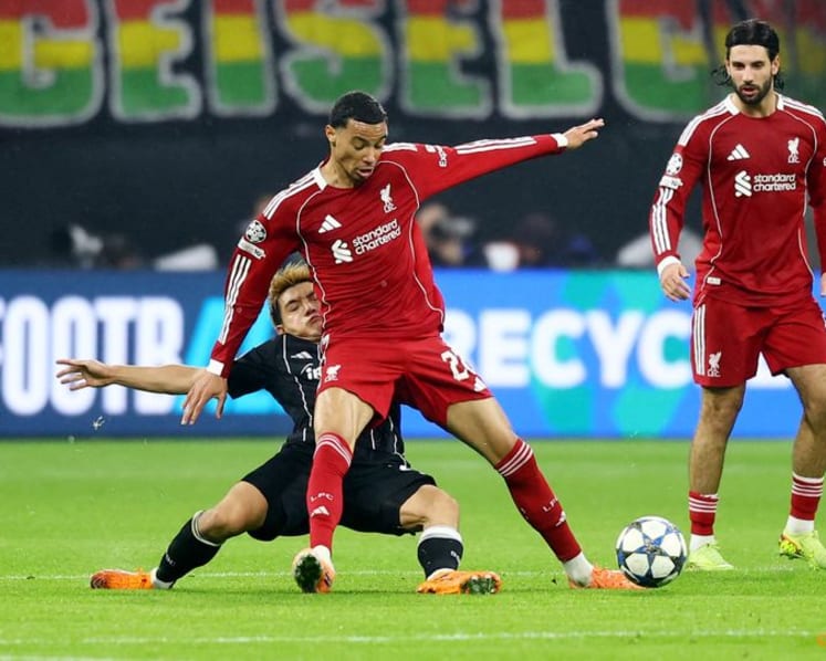 Liverpool end poor run with 5-1 thrashing of Frankfurt