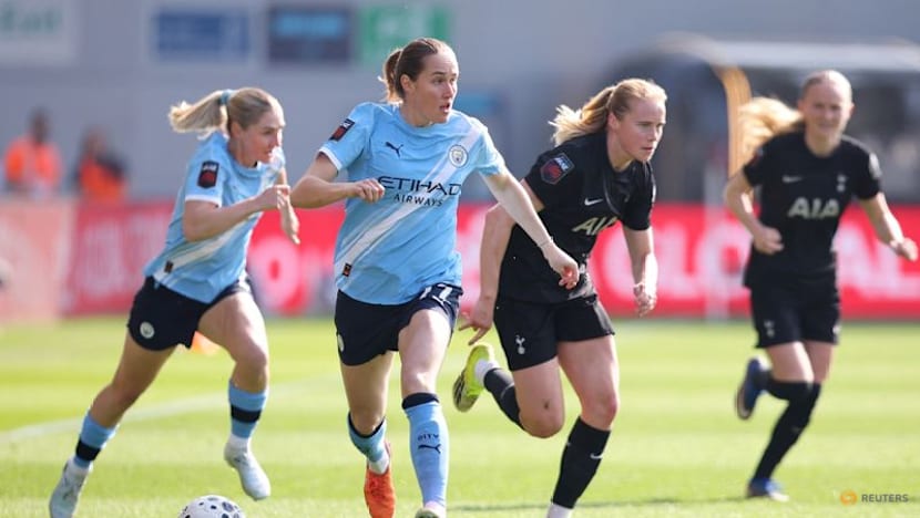Shaw hits fastest WSL hat‑trick as Man City edge closer to title