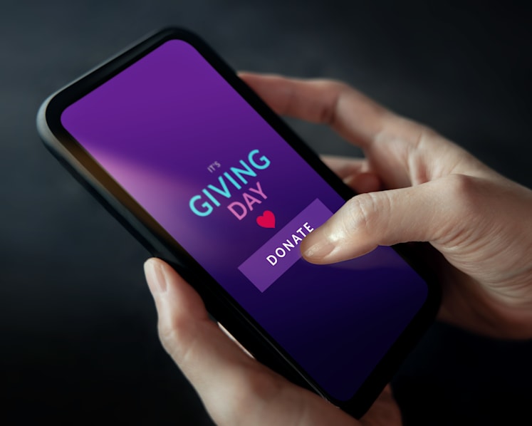 Donation, volunteerism rates drop amid pandemic but online giving rises: Study