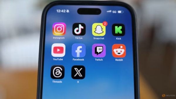 Perancis usul larangan media sosial bagi kanak-kanak bawah 15 tahun