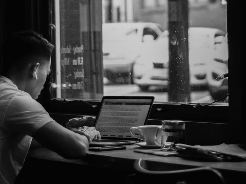 Commentary: Burnout isn’t just exhaustion. Workers can also feel cynical or inadequate