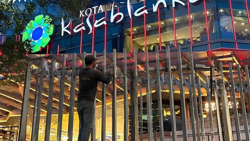 Gubernur Pramono dan polisi minta warga tenang usai mal pasang pagar yang disebut untuk antisipasi kerusuhan
