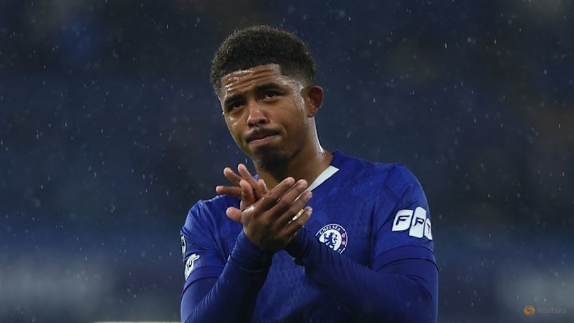 Palmer, Fofana available for Everton clash as Chelsea look for consistency