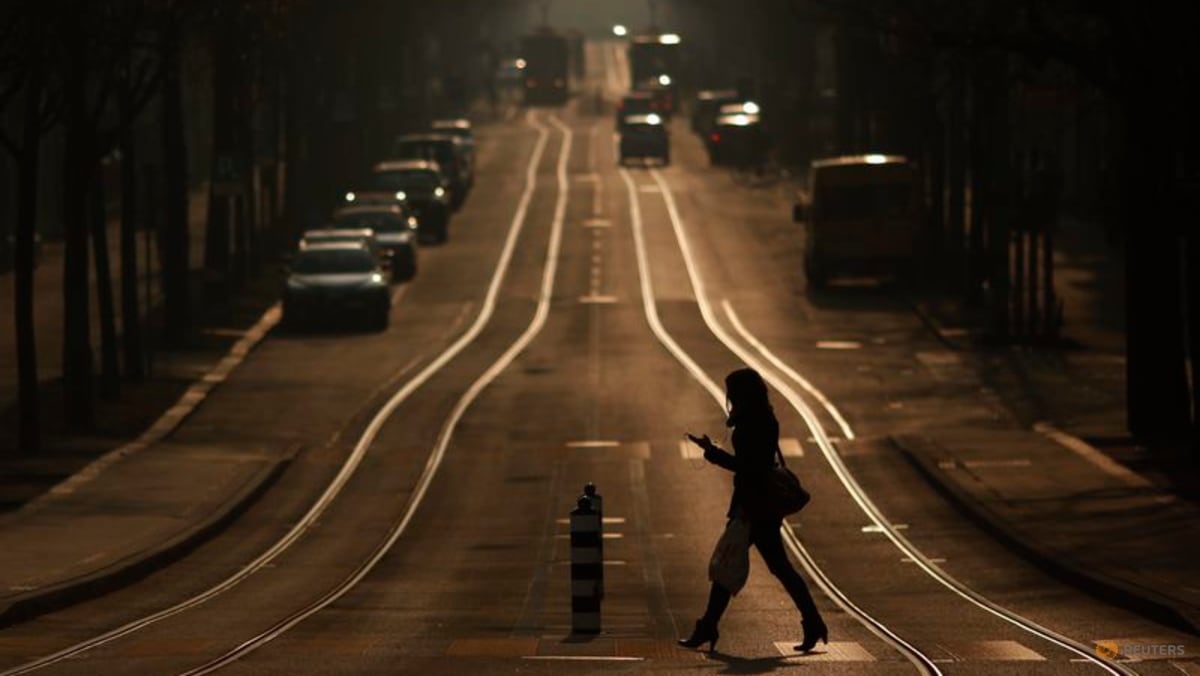 Swiss back tougher social media rules for minors, survey finds