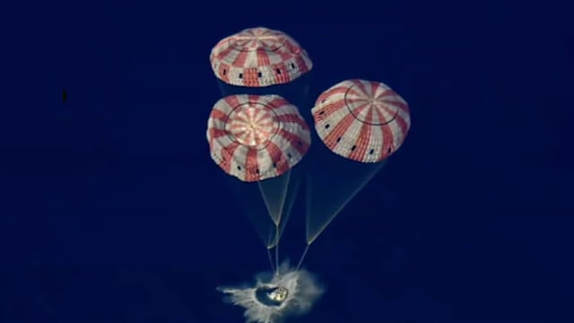 美国“阿耳忒弥斯二号”宇航员顺利返回地球