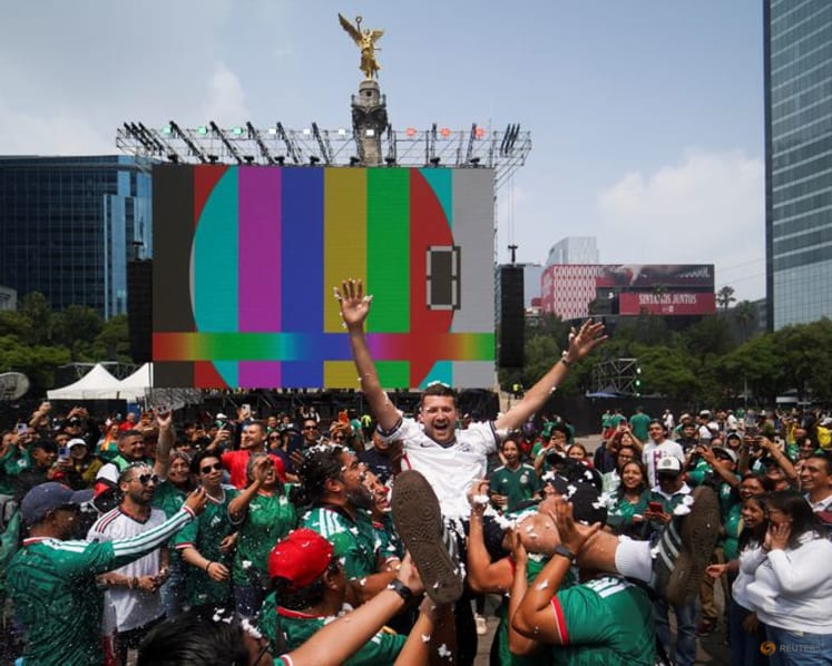 'It's going to be mental' - atmosphere sizzles ahead of Mexico v England