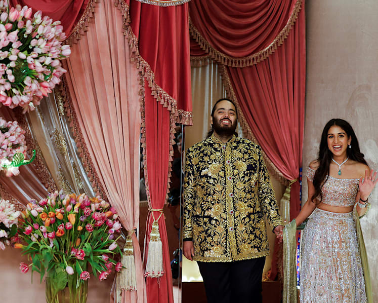#trending: Wedding of son of Asia's richest man, with S$13.5m Justin Bieber gig, sparks debate on India's wealth gap