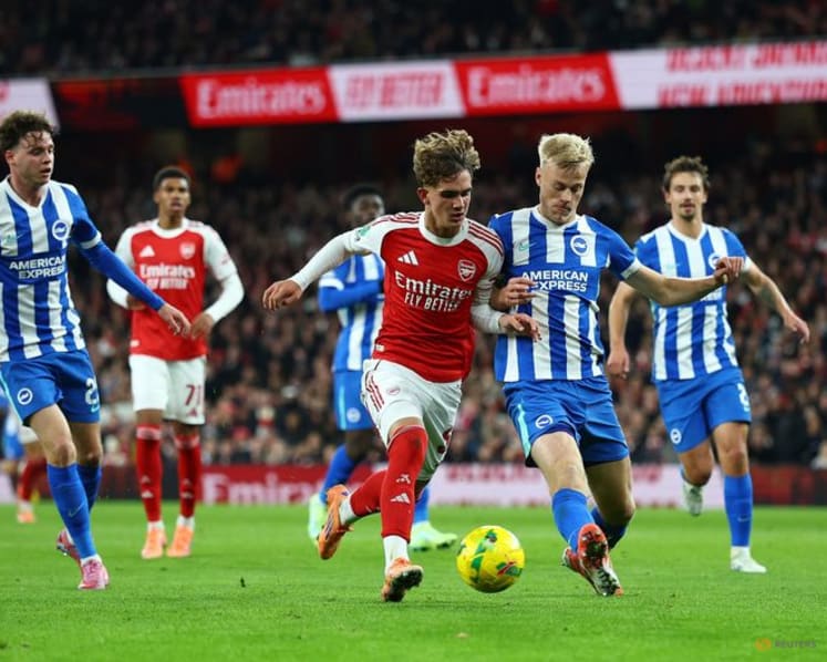 Dowman, 15, becomes Arsenal's youngest ever starter