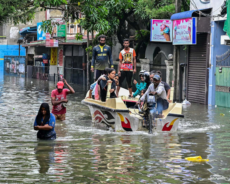 Sri Lanka declares emergency as toll from floods, mudslides hits 153