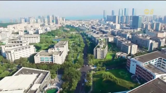 人大召开前夕 中国称增加国防开支是必要的