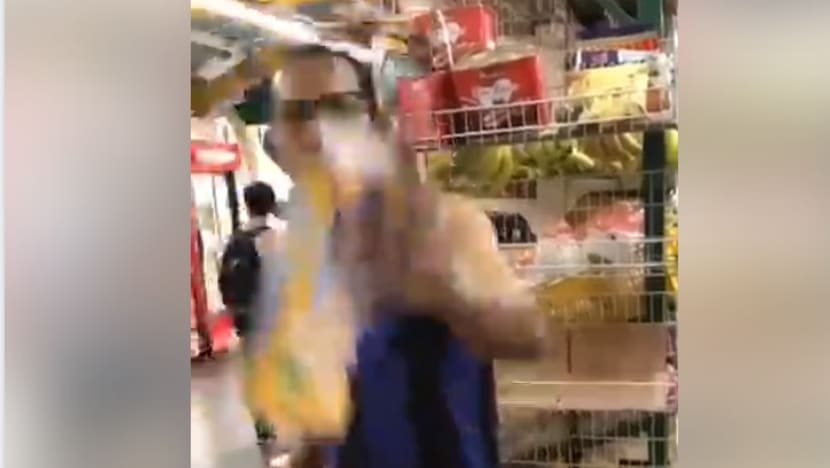 Police investigating man for not wearing mask in grocery store, making racist remarks