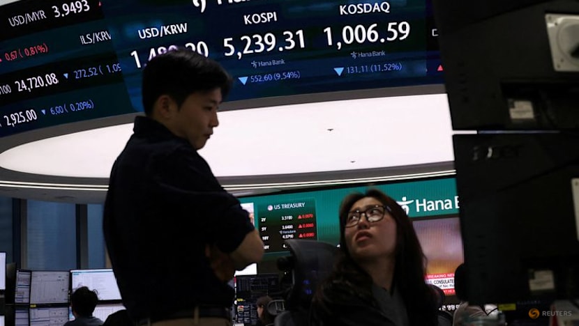 Asia moves to calm markets as South Korea buys bonds, Manila holds surprise rate review