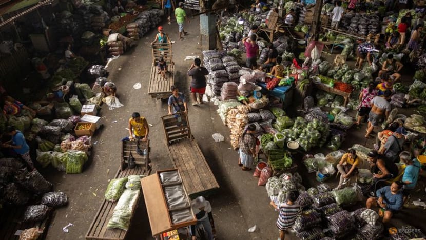 Philippine central bank to cut rates by 25 bps on Dec 19, three more times in 2025: Reuters poll Philippine central bank to cut rates by 25 bps on Dec 19, three more times in 2025: Reuters poll