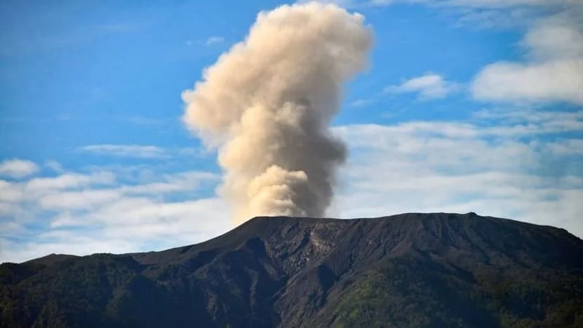 Gunung Marapi kembali meletus, warga yang trauma dilanda kepanikan