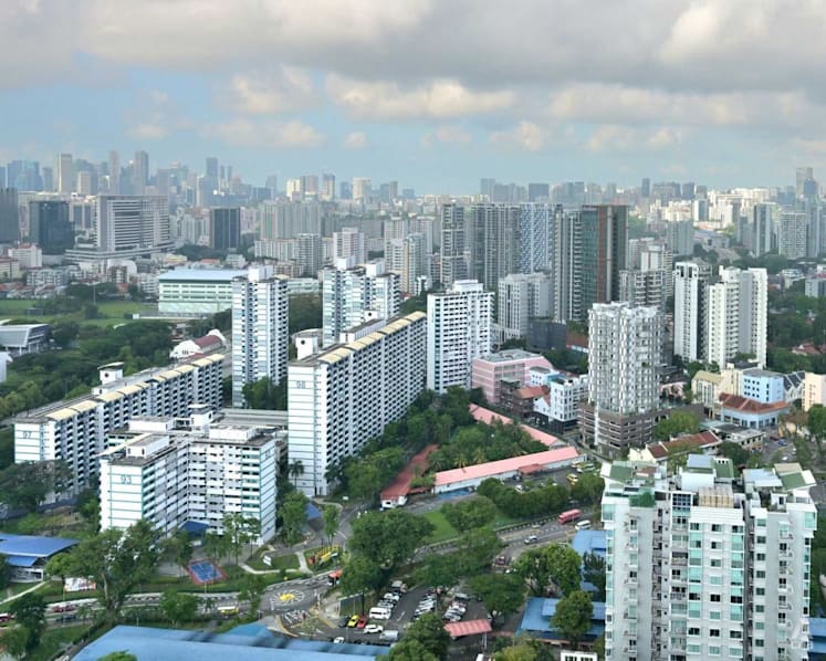 Property agents may 'borrow' transactions to meet new requirement for registration renewal, despite the rules