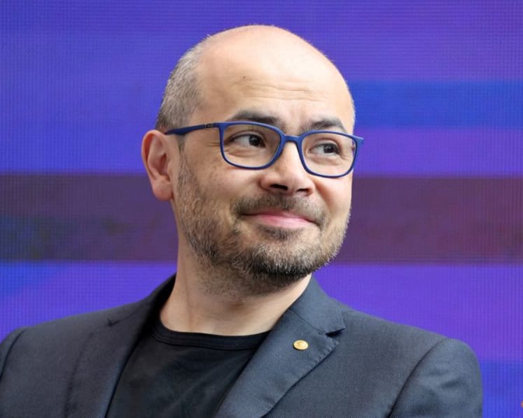 Google shakes up AI leadership as DeepMind chief shifts role