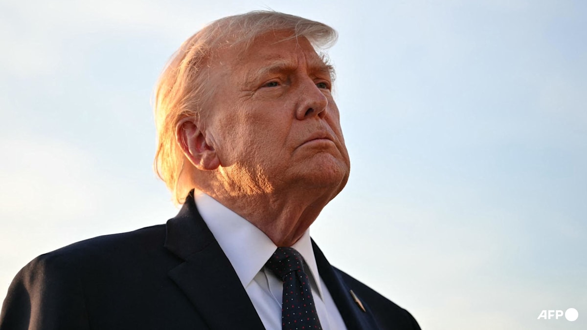 Trump returns to White House press dinner after shooting chaos