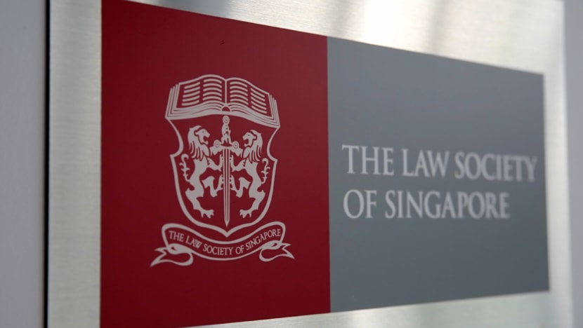 Lawyer suspended 3 months for allowing paralegal to act as lawyer, sharing fees with him