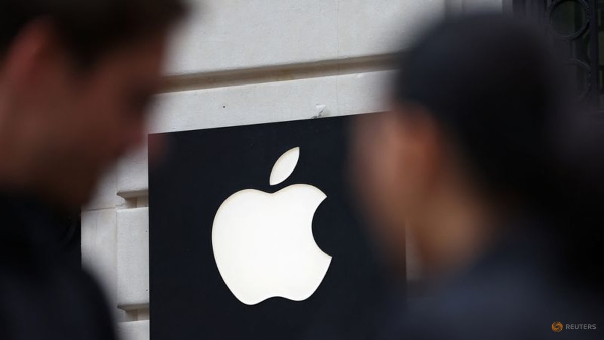 Italy regulator fines Apple $115 million for alleged anti-trust violations through app