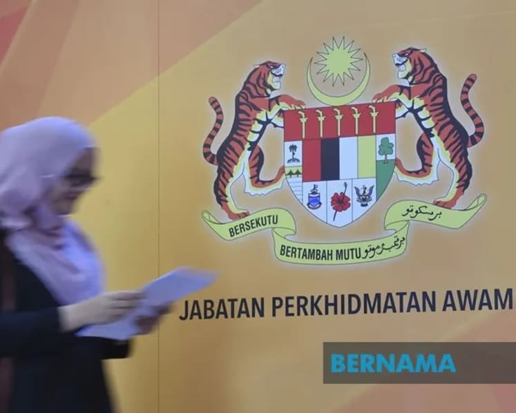 Unvaccinated civil servants in Malaysia may face disciplinary action or termination: Public Service Department