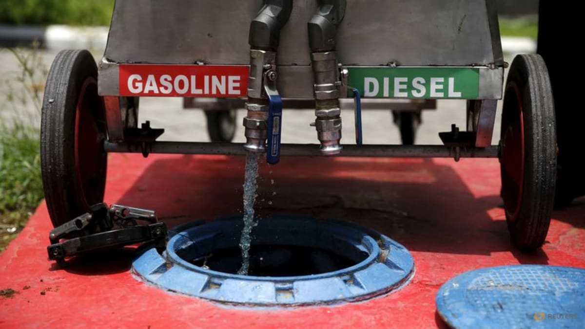 Indonesia to raise mandatory share of bioethanol in gasoline to 10% by 2028, official says