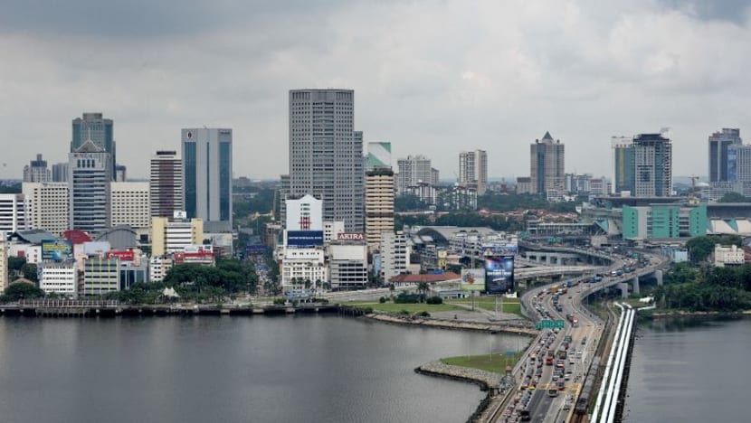 Lelaki yang ulang-alik ke S'pura untuk bekerja mati akibat sakit jantung di Johor Lelaki yang ulang-alik ke S'pura untuk bekerja mati akibat sakit jantung di Johor