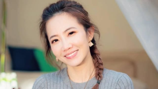 绯闻男友王少伟泄密　谢忻“大尺度私密照”又曝光