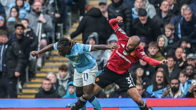 英超：伯恩利不敌利物浦 曼彻斯特市队轻取曼彻斯特联队