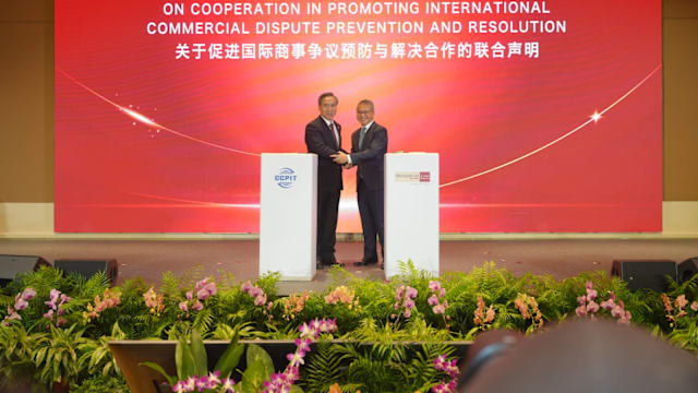 我国同中国签署新联合宣言 承诺共同深化法律合作