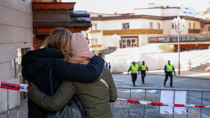  Dozens killed in fire at Swiss ski resort New Year party
