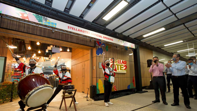 兀兰地铁站新商圈正式开幕