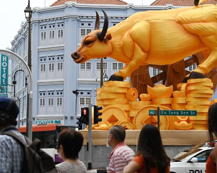 Commentary: Fresh COVID-19 restrictions are turning Chinese New Year into a social landmine for families