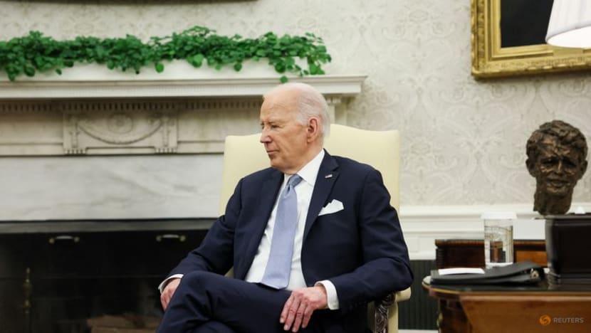 US political consultant indicted over AI-generated Biden robocalls US political consultant indicted over AI-generated Biden robocalls