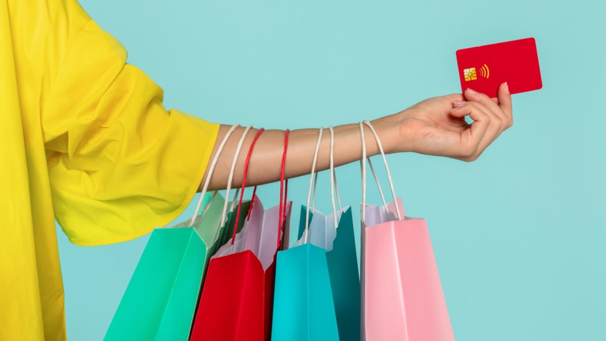 Commentary: Mastercard plans to get rid of credit card numbers. We could be heading towards the end of cards